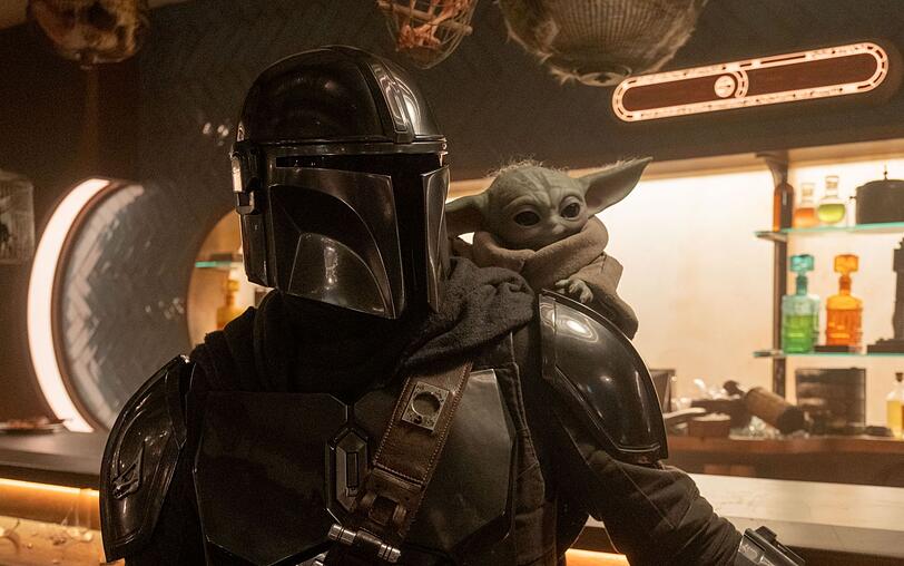 Nach drei Staffel der gefeierten TV-Serie "The Mandalorian" folgt erscheint das Film-Spektakel "The Mandalorian and Grogu" nun auf Disney+. Nach drei Staffel der gefeierten TV-Serie "The Mandalorian" folgt erscheint das Film-Spektakel "The Mandalorian and Grogu" nun auf Disney+.