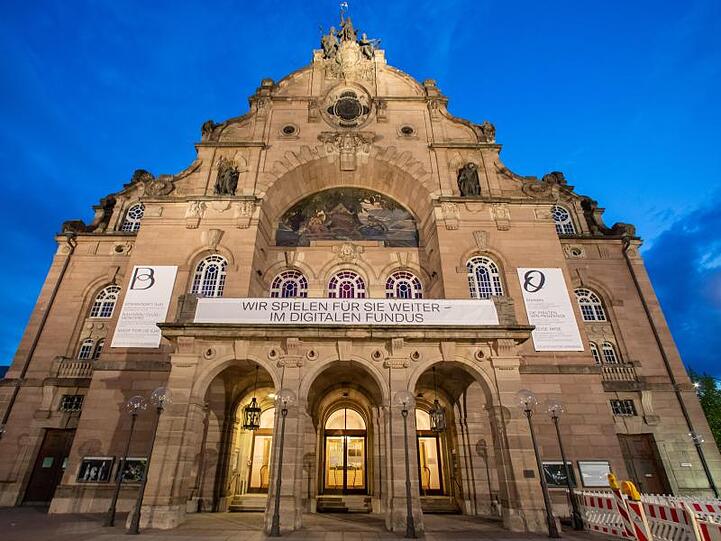 Das Staatstheater Nürnberg. Foto: Daniel Karmann/dpa/Archivbild