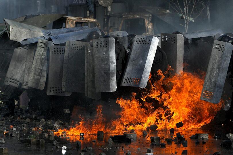 In der ukrainischen Hauptstadt ist es erneut zu schweren Auseinandersetzungen zwischen Polizei und Regierungsgegnern gekommen