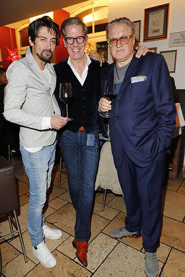 ... die Schauspieler Michael Brandner und Adrian Can (links) - hier mit Gastgeber Guido Prick (Mitte).