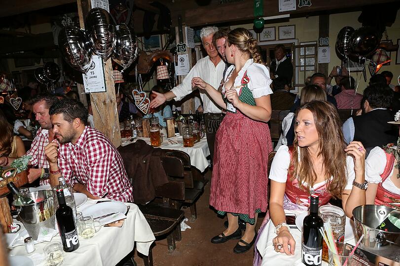 Michael Ballack und Ex-Frau Simone waren Bierbank-Nachbarn.