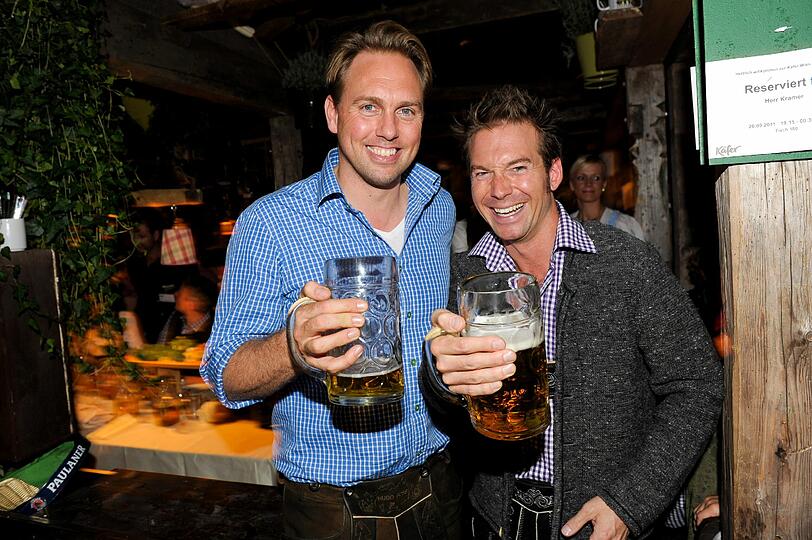 Schlager-Party auf der Wiesn: Volksmusikstars feiern mit Goldstar TV - Die Bilder