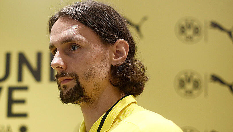 Neven Subotic (27) steht seit Juli 2008 bei Borussia Dortmund unter Vertrag. Neven Subotic (27) steht seit Juli 2008 bei Borussia Dortmund unter Vertrag.