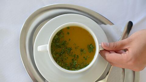 Menschen fasten aus unterschiedlichen Gr&uuml;nden und auf viele Arten. (Archivbild)