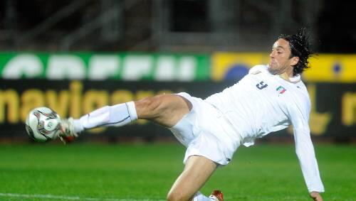 In Italiens Nationalmannschaft derzeit nur als Joker im Einsatz: Luca Toni. In Italiens Nationalmannschaft derzeit nur als Joker im Einsatz: Luca Toni.