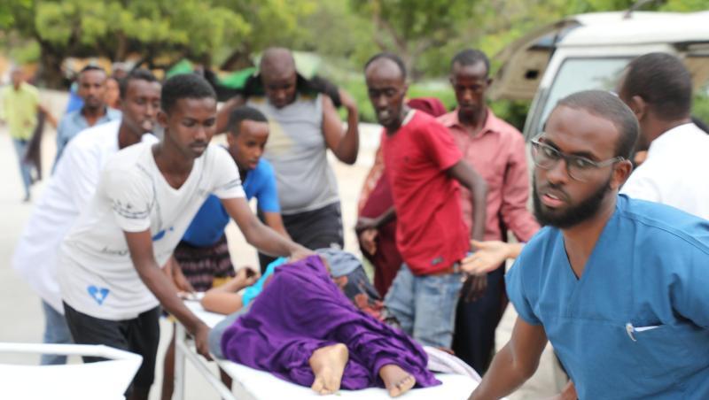 Bei einem großangelegten Terrorangriff auf ein Hotel in der somalischen Hauptstadt Mogadischu sind mehrere Menschen getötet worden. Bei einem großangelegten Terrorangriff auf ein Hotel in der somalischen Hauptstadt Mogadischu sind mehrere Menschen getötet worden.