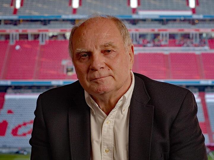 Uli Hoeneß schaut in die Kamera. Foto: SWR - Das Erste/SWR/AVE Publishing GmbH/dpa