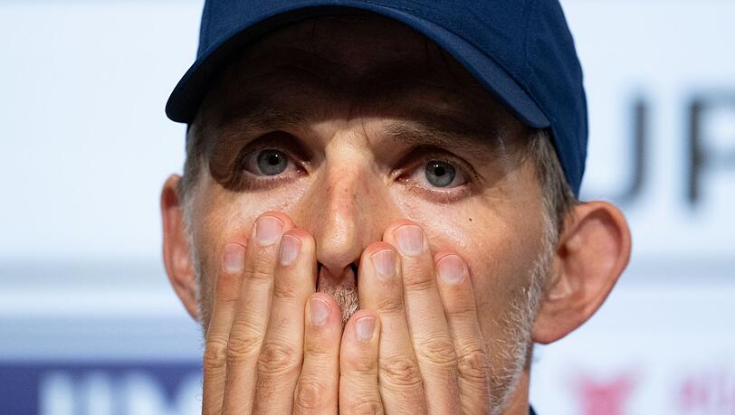 Trainer Thomas Tuchel von München nimmt an einer Pressekonferenz teil.