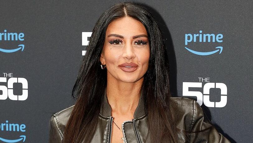 Christina Dimitriou ist glücklicher Single. Christina Dimitriou ist glücklicher Single.