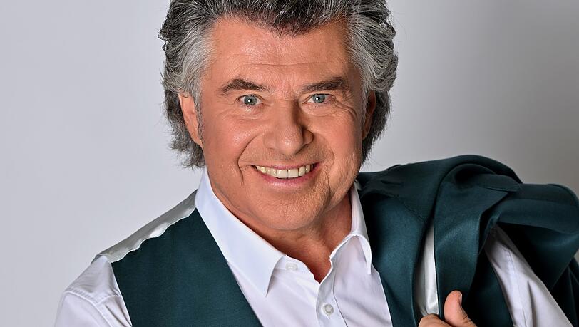 Andy Borg moderiert seit acht Jahren seinen beliebten "Schlager-Spaß". Andy Borg moderiert seit acht Jahren seinen beliebten "Schlager-Spaß".