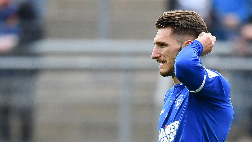 Zwei Jahre lang spielt Dimitrios Diamantakos beim KSC in der 2. Liga, traf in 50 Spielen 13 Mal. Zwei Jahre lang spielt Dimitrios Diamantakos beim KSC in der 2. Liga, traf in 50 Spielen 13 Mal.