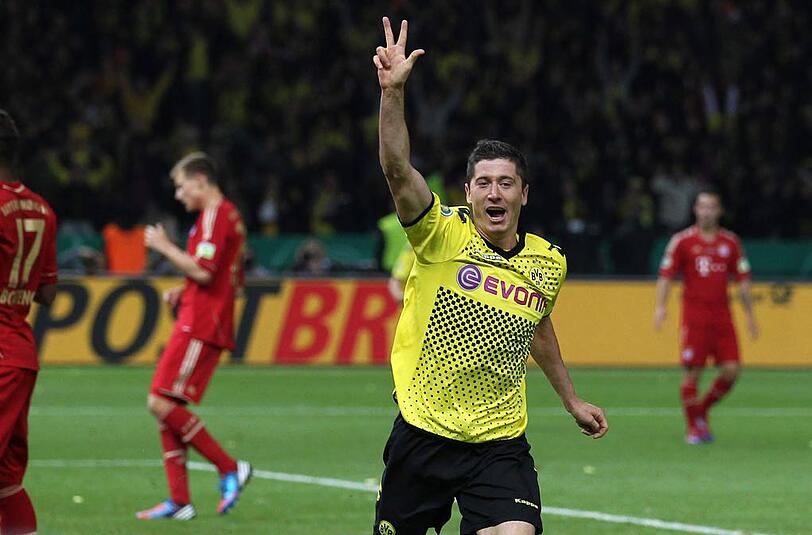 Mit einem Sieg im DFB-Pokalfinale (wie hier 2012) gegen den FC Bayern möchte sich Robert Lewandowski von Borussia Dortmund verabschieden.