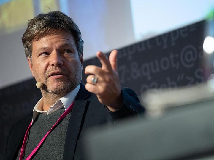 Grünen-Chef Robert Habeck. Zum Auftakt des Grünen-Parteitags dieses Wochenende hielt der 50-Jährige eine emotionale Rede.