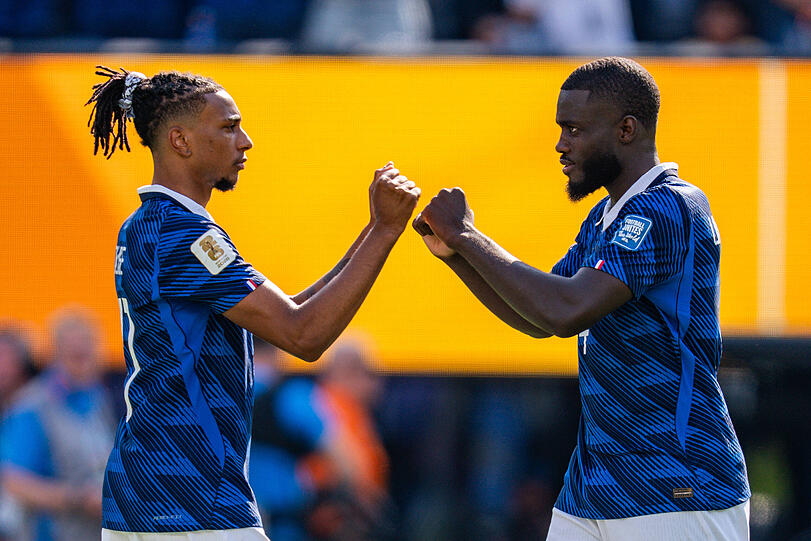 Auch die Bayern-Stars Dayot Upamecano und Michael Olise verpassten mit Frankreich den Einzug ins WM-Finale. Auch die Bayern-Stars Dayot Upamecano und Michael Olise verpassten mit Frankreich den Einzug ins WM-Finale.