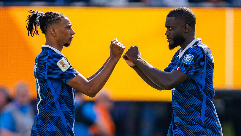 Auch die Bayern-Stars Dayot Upamecano und Michael Olise verpassten mit Frankreich den Einzug ins WM-Finale. Auch die Bayern-Stars Dayot Upamecano und Michael Olise verpassten mit Frankreich den Einzug ins WM-Finale.