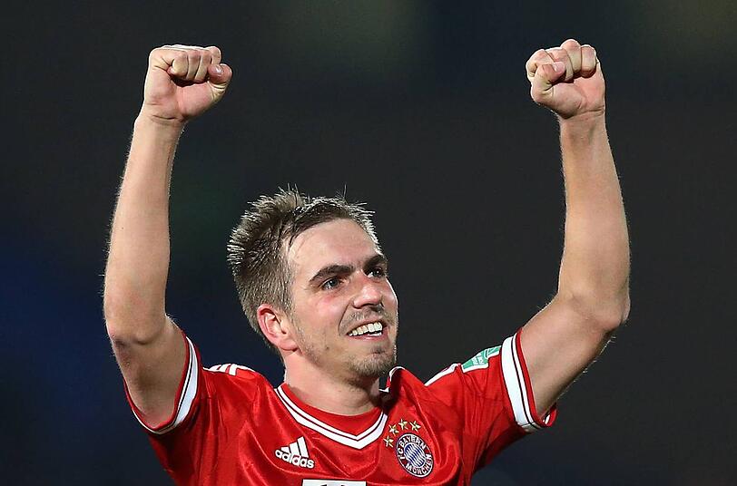Philipp Lahm: Nachfolge regeln! Söhnchen Julian (16 Monate alt) schon mal beim FT Gern anmelden. Sicher ist sicher.