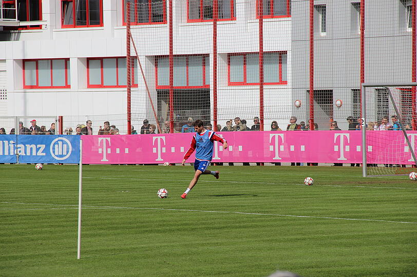 Am Dienstag gab's an der Säbener Straße ein öffentliche Trainingseinheit. Hier gibt's die Bilder!