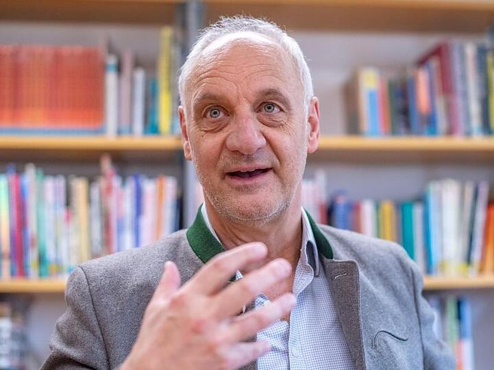 Roland Büchner, Leiter der Regensburger Domspatzen. Der Domkapellmeister geht nach 25 Jahren in den Ruhestand.