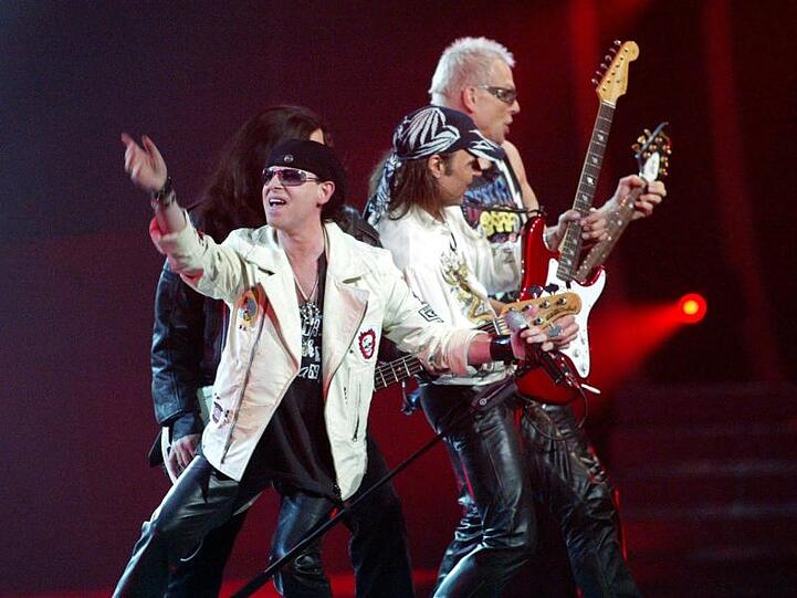 Die Scorpions gaben am Tag des Mauerfalls ein Konzert in Paris.
