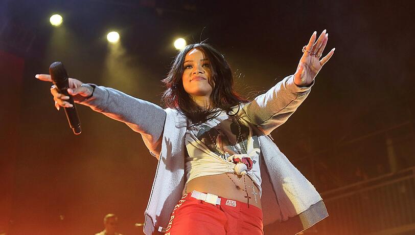 Am Sonntag ist es endlich so weit: Weltstar Rihanna kommt ins Olympiastadion nach München. Lange bleiben wird sie jedoch nicht. Foto: Steve C Mitchell Am Sonntag ist es endlich so weit: Weltstar Rihanna kommt ins Olympiastadion nach München. Lange bleiben wird sie jedoch nicht. Foto: Steve C Mitchell
