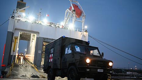 Ziel der Truppenbewegungen ist der Truppen&uuml;bungsplatz Bergen in Niedersachsen.