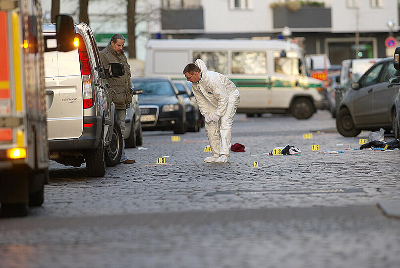 Der Tatort in Berlin: Hier haben Unbekannte am zweiten Weihnachtsfeiertag zur Mittagszeit das Feuer auf vier Männer eröffnet.