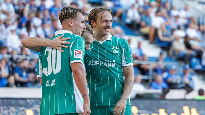 Ein packendes Spiel liefern die Fürther in Magdeburg ab.