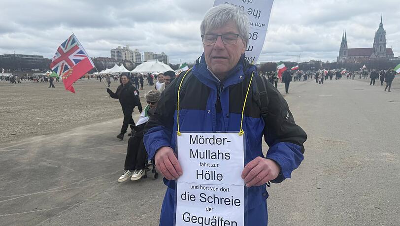 J&uuml;rgen Stauffert ist extra aus Heilbronn angereist.