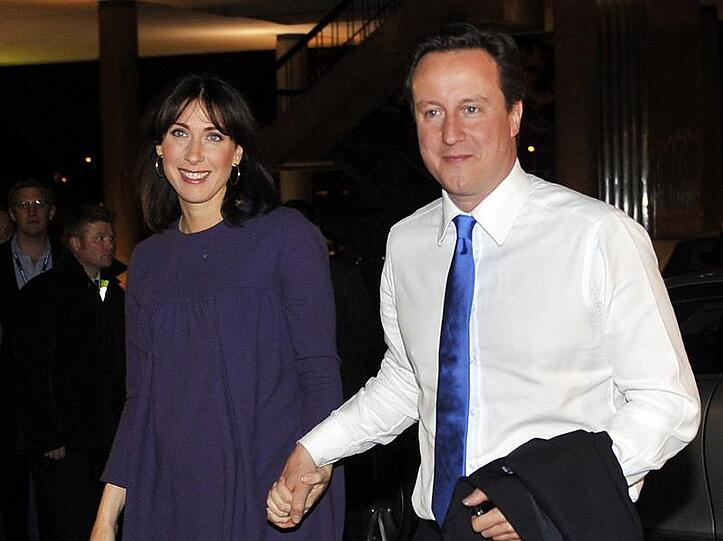 David Cameron mit seiner Frau Samantha am Abend der Wahl