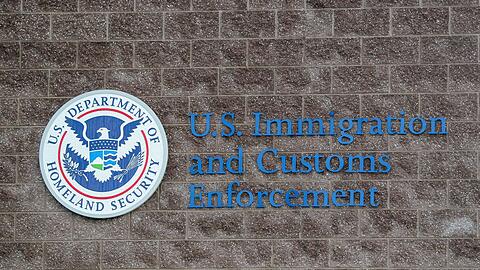 Die Eins&auml;tze der Einwanderungsbeh&ouml;rde ICE gegen Migranten sind in den USA schon l&auml;nger umstritten. (Symbolbild)