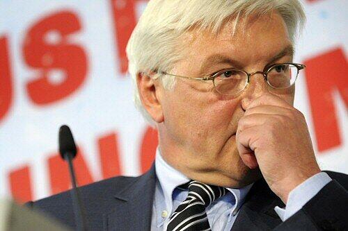 Kanzerkandidat Frank-Walter Steinmeier und seine SPD in Not.