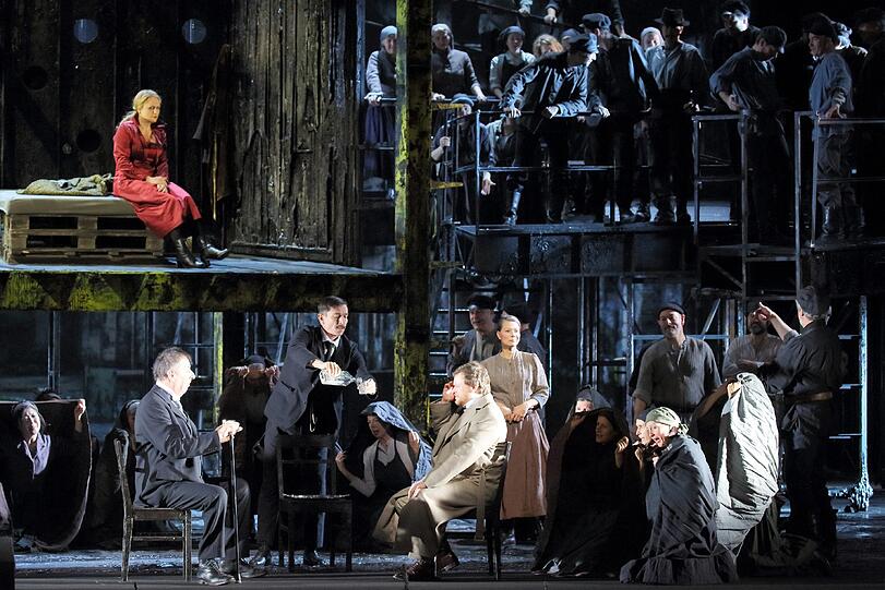 Dmitri Schostakowitschs Oper "Lady Macbeth von Mzensk" im Nationaltheater.