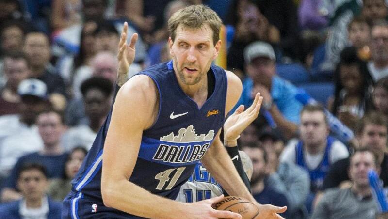 Dirk Nowitzki erzielte 15 Punkte für die Dallas Mavericks. Dirk Nowitzki erzielte 15 Punkte für die Dallas Mavericks.