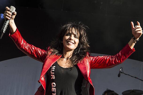 Wie Birgit Schrowange tritt auch Nena &ouml;ffentlich mit einem K&uuml;nstlernamen auf. Eigentlich hei&szlig;t die S&auml;ngerin Gabriele Susanne Kerner.