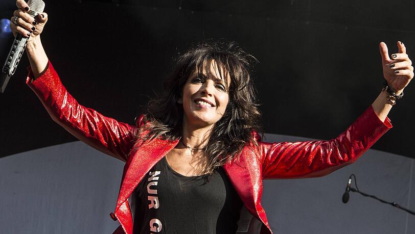 Wie Birgit Schrowange tritt auch Nena &ouml;ffentlich mit einem K&uuml;nstlernamen auf. Eigentlich hei&szlig;t die S&auml;ngerin Gabriele Susanne Kerner.