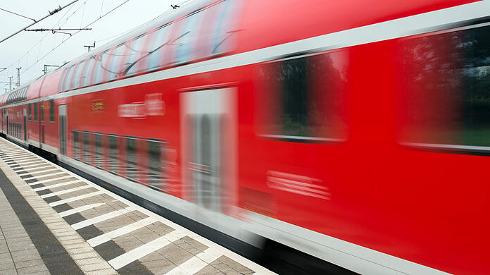 Der Vorfall hat sich in einem Regionalexpress von Weilheim nach München ereignet. (Symbolbild)