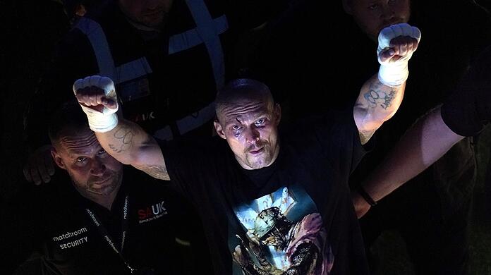 "Meine Seele gehört Gott, mein Körper der Ukraine", sagt der Box-Weltmeister Oleksandr Usyk, der am Samstag zum Rematch gegen den entthronten Champion Anthony Joshua in den Ring steigt.