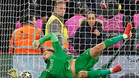 Mit zwei parierten Elfmetern brachte Gianluigi Donnarumma PSG ins Viertelfinale der Champions League.