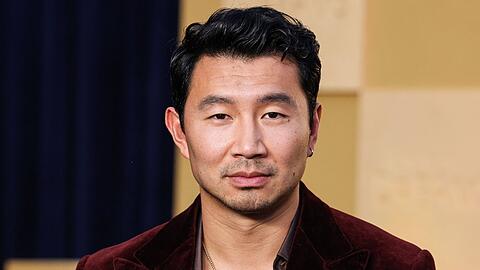 Marvel-Star Simu Liu hat in den höchsten Tönen von seinen Co-Stars bei "Avengers: Doomsday" geschwärmt.