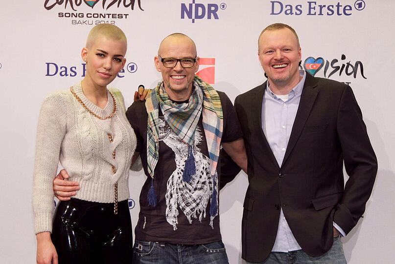Stefan Raab mit Alina Süggeler und Thomas D. bei "Unser Star für Baku" 2012.