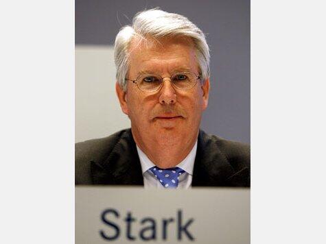 Udo Stark, 6,4 Millionen Euro Mit Rückendeckung des früheren Großaktionärs BHF-Bank hatte Stark den Immobilien-Konzern Agiv aufgeteilt, weil das Firmenkonglomerat als Ganzes nicht zu verkaufen war. Ende März 2000 legte er sein Amt nieder. Nach seinem Ausscheiden erhielt Stark eine Abfindung von umgerechnet rund 6,4 Millionen Euro.