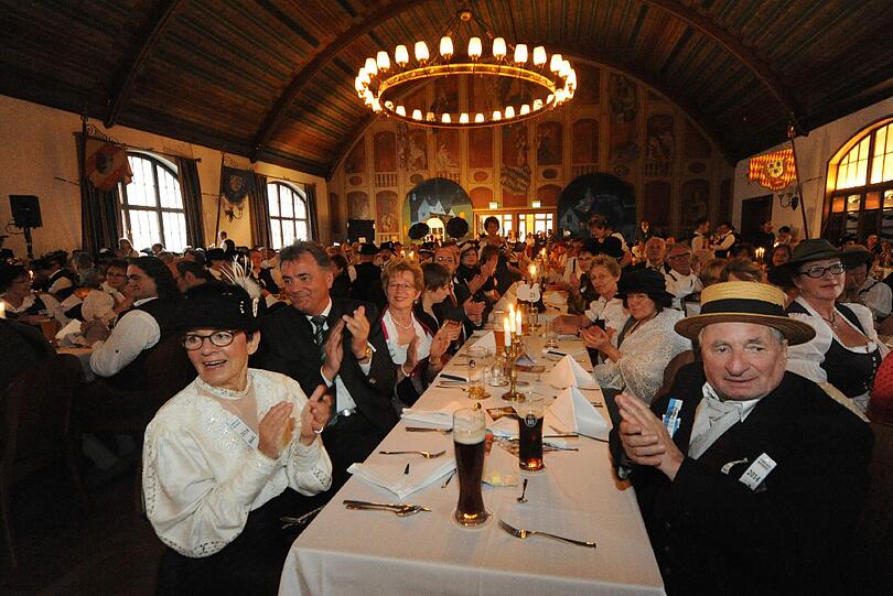 Die besten Bilder von der Vorstadthochzeit im Hofbräuhaus - zum Durchklicken!