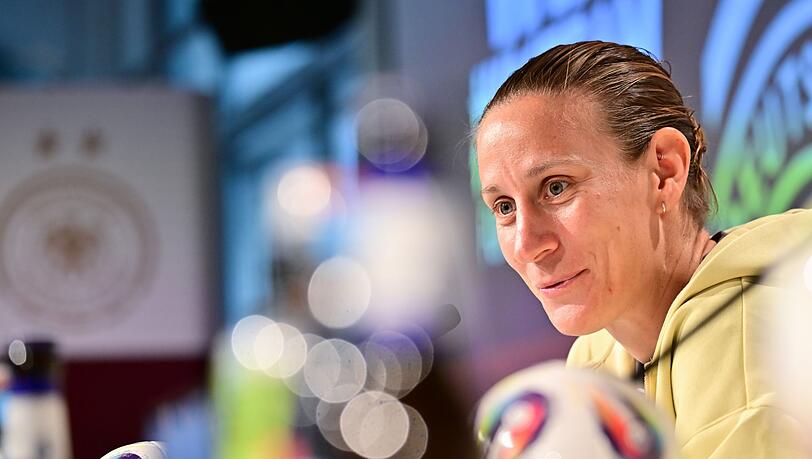 Im Scheinwerferlicht: Nationaltorhüterin Ann-Katrin Berger.