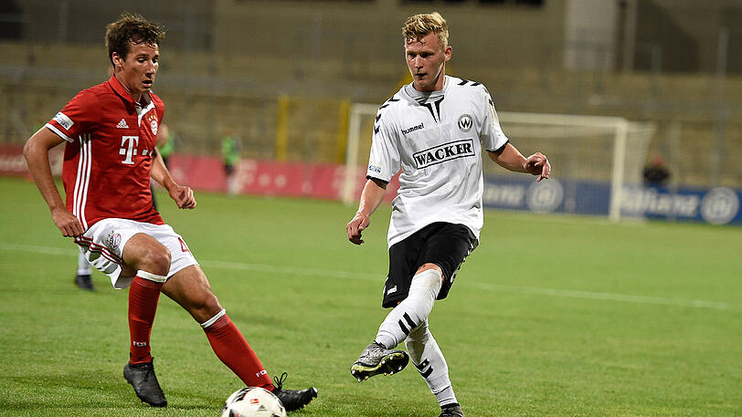Benjamin Kindsvater (r.), hier beim Regionalliga-Spiel gegen die Bayern Amateure im September 2016.