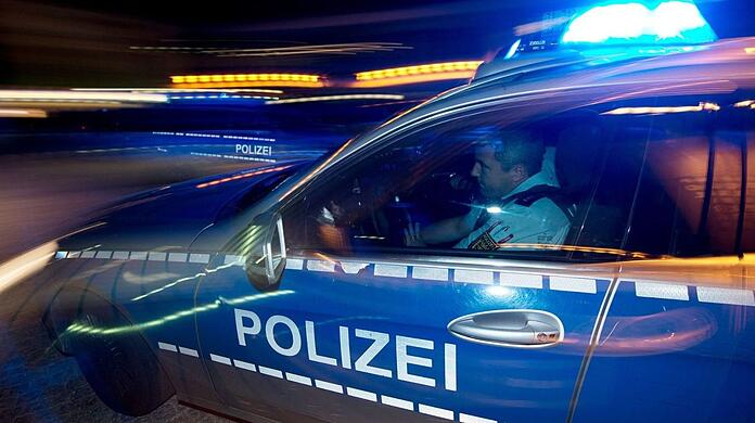 Die Polizei fahndete nach dem Räuber - ohne Erfolg.