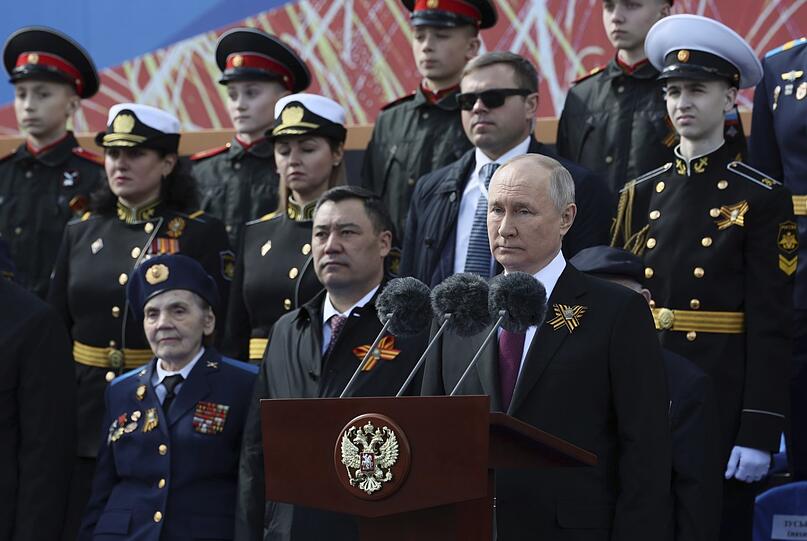 Der russische Präsident Wladimir Putin bei einer Militärparade.