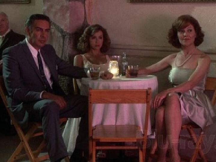 Sie machen gemeinsam Urlaub im Ferienresort "Kellerman's" in den Catskill Mountains (von links): Dr. Jake Houseman (Jerry Orbach), seine Tochter Frances (Jennifer Grey, Mitte) und Marjorie Houseman (Kelly Bishop).