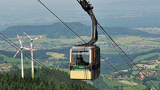Symbolbild: Bekommt Passau, wie hier Freiburg, auch eine Seilbahn? Symbolbild: Bekommt Passau, wie hier Freiburg, auch eine Seilbahn?