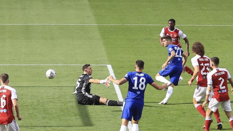 Christian Pulisic (4.v.r) von FC Chelsea erzielt das Tor zum 0:1. Foto: Adam Davy/Pool PA/AP/dpa Christian Pulisic (4.v.r) von FC Chelsea erzielt das Tor zum 0:1. Foto: Adam Davy/Pool PA/AP/dpa