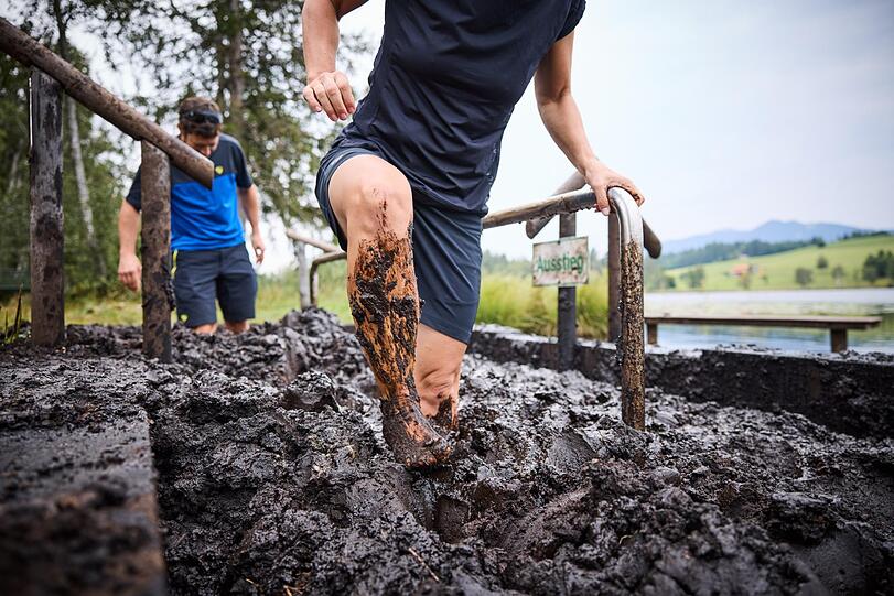 Das Moor l&auml;sst sich auch barfu&szlig; erleben, wie im Moortretbecken.